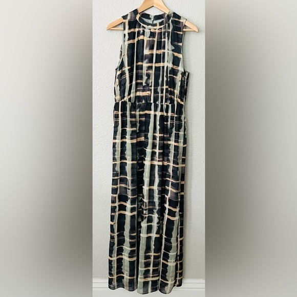 H&M Dresses & Skirts - H&M Black Green and Cream Plaid Maxi Dress size medium
